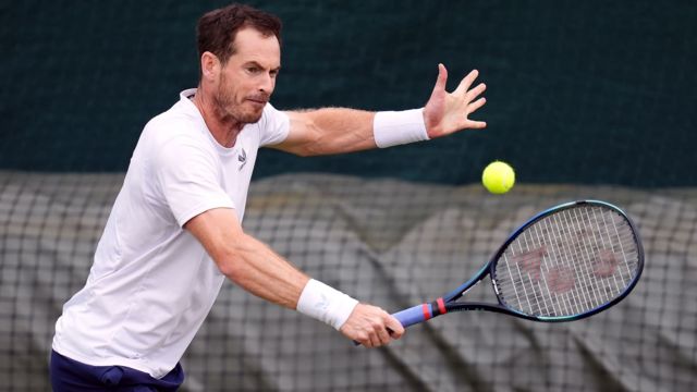 Andy Murray warms up at Wimbledon