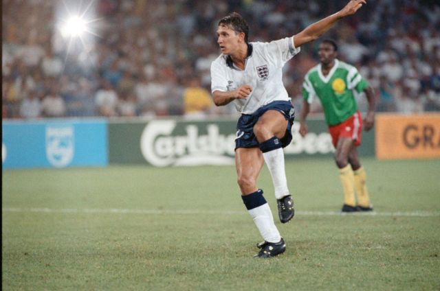 Gary Lineker scores a penalty against Cameroon at Italia 90