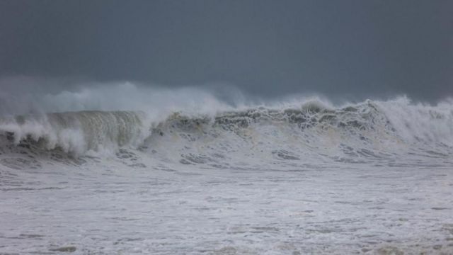 Large crashing waves