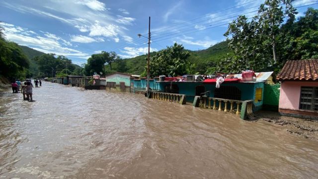 People were forced out of their homes after nearby river swelled due to heavy rains, flooding their houses