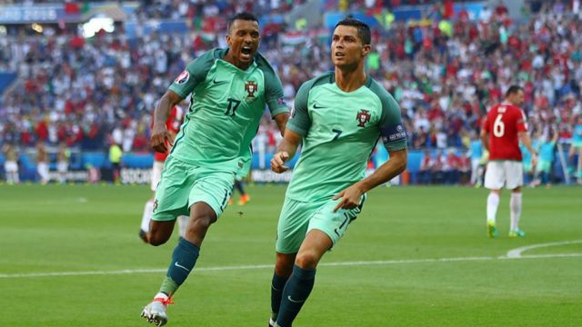 Nani and Ronaldo celebrate