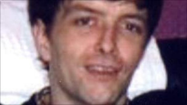 Sister of murdered Lee Duncan marks birthday - BBC News