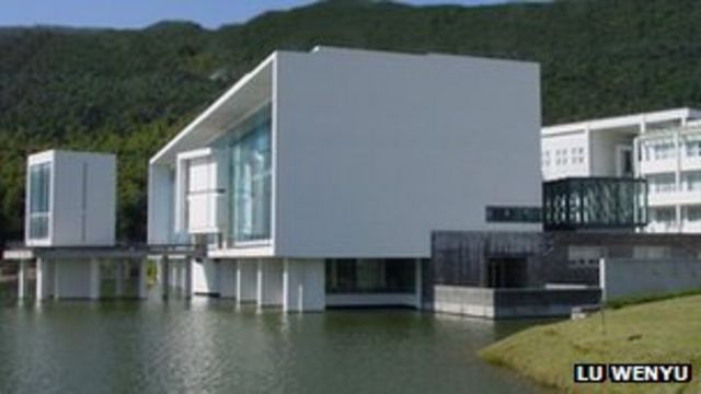 Chinese architect Wang Shu named Pritzker prizewinner - BBC News