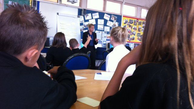 Caroline Greaves teaching at Glyn Derw in Cardiff