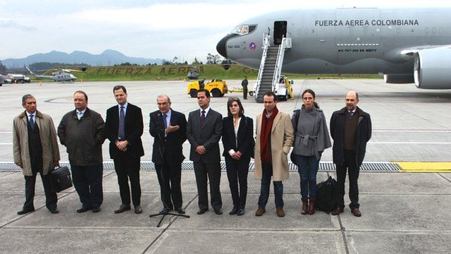 Colombia"s government team prepare to set off to Oslo