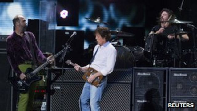 Paul McCartney Joined on Stage by Bruce Springsteen, Jon Bon Jovi –  Billboard