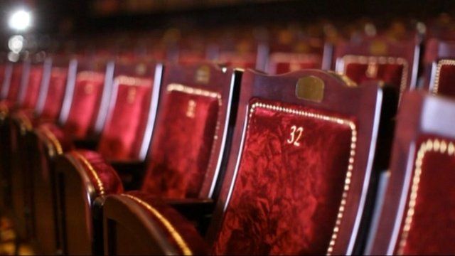 Seats in theatre