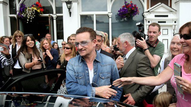 Bono leaves Dalkey