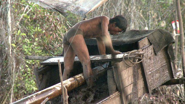 Small-scale gold miner in Indonesia