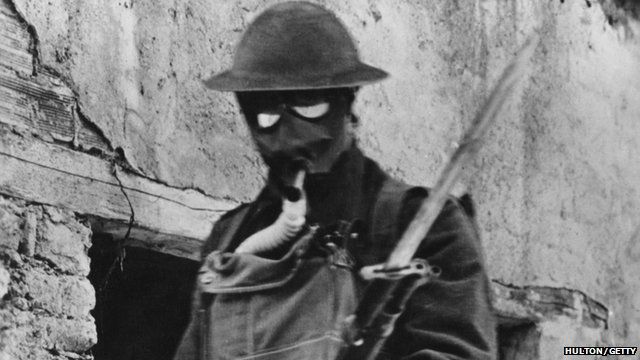 American soldier wearing a box respirator in 1917