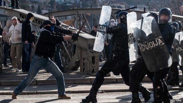 Protesters clash with police in Sarajevo