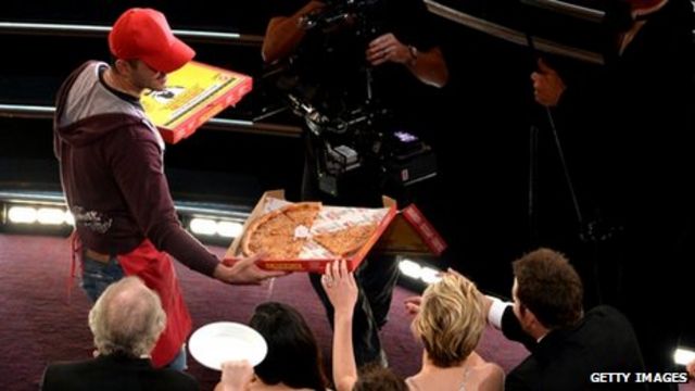 Oscars 2014 Pizza Delivery Man Is Handed 1 000 Tip Bbc News