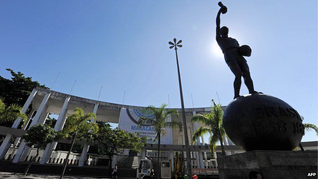 View of the statue depicting Brazilian footballer Bellini outside the Maracana stadium, in Rio de Janeiro, on June 16, 2010.