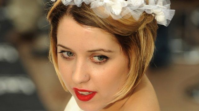 Peaches Geldof died of heroin overdose, inquest rules - BBC News