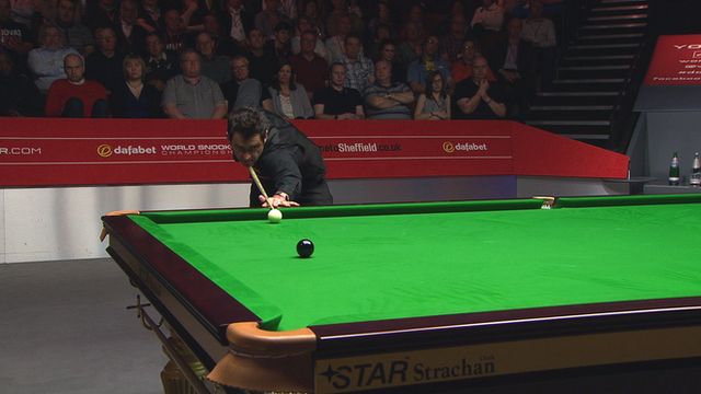 Ronnie O'Sullivan makes a "flawless" 131 break on his way to a 10-7 lead in his World Snooker final match with Mark Selby.