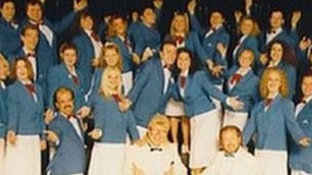 Redcoats Behind Barry Island Butlins Blue Plaque Bbc News Barry Island Butlins Blue Plaque, Redcoats Are Butlins And Blue Coats
