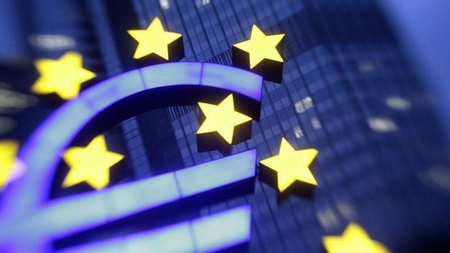 Euro sign outside European Central Bank