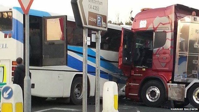 Pupils Hurt In Pershore Coach Crash - Bbc News