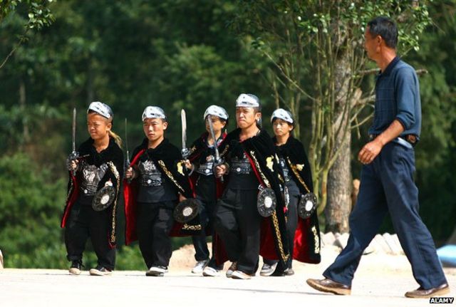 The Theme Park Where All The Staff Have Dwarfism c News