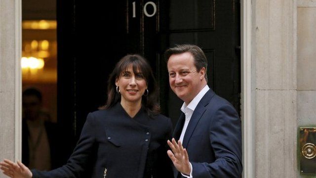 Camerons back at Downing Street
