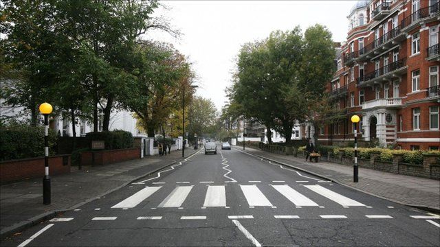 Abbey Road zebra crossing from Beatles cover listed - BBC News