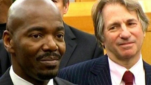 Cornelius Dupree Jr (left)