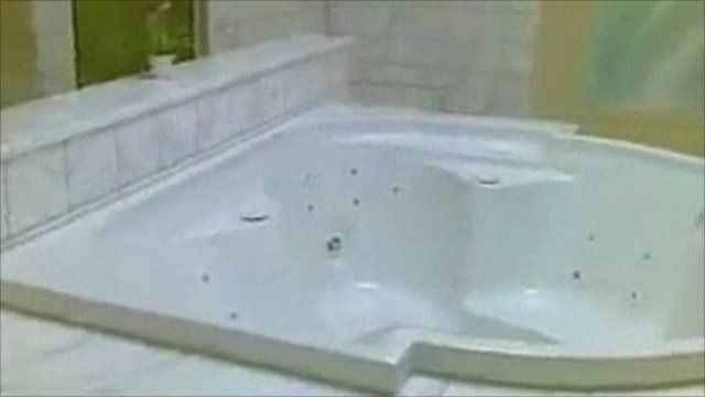 Aisha Gaddafi's bathroom