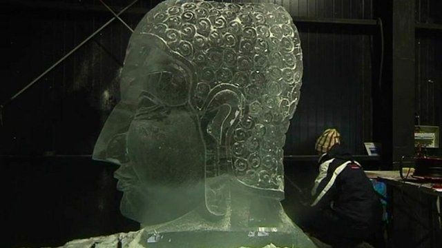 Ice sculpture
