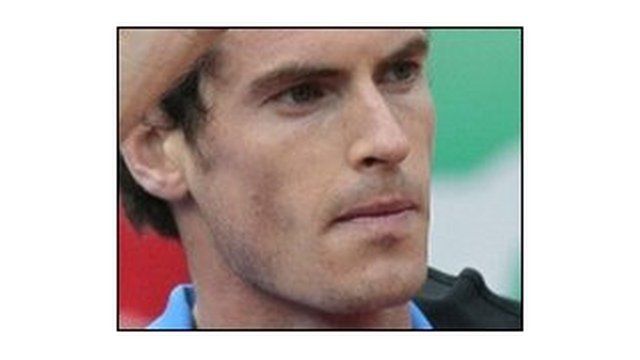 Andy Murray is through to the quarter finals of the French Open