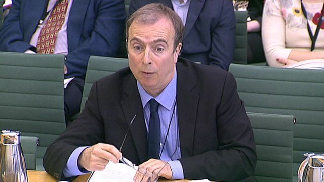 Hitchens urges tough drugs policy - BBC News