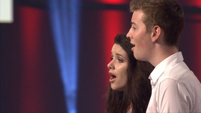 Steffan Rhys ac Angharad Rowlands
