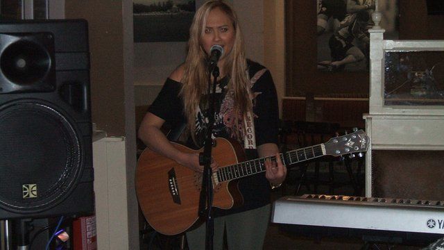 Tina V at the open mic night at The Angel Inn, Worcester