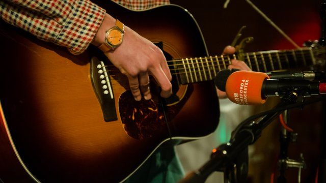 Acoustic guitar