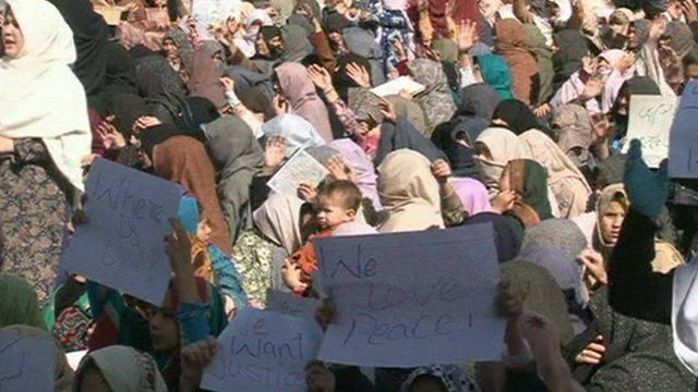 Hazara women protesting