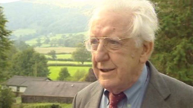 Yr Arglwydd Wyn Roberts o Gonwy