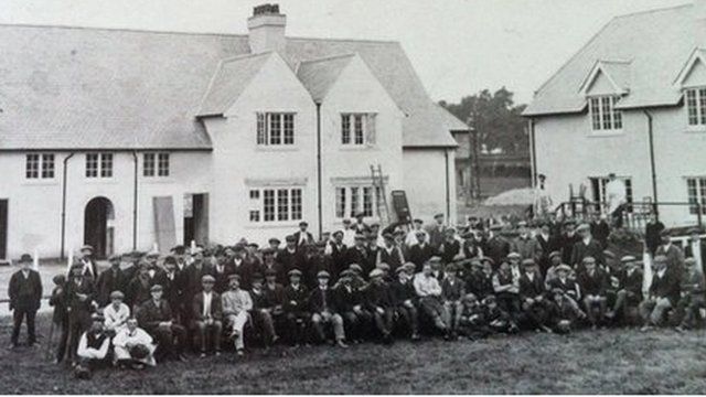 Pentref gardd Rhiwbeina
