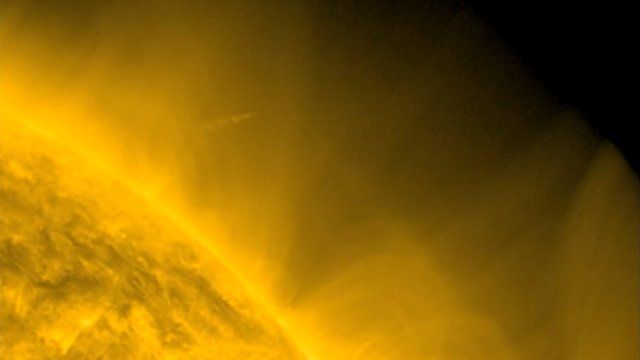 Sungrazer comet