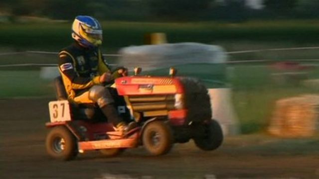 Lawn Mower Racing >> Northerners Kick Grass Won The Uk Lawn Mower Endurance Race Lawn Mower Racing >> Northerners Kick Grass Won The Uk Lawn Mower Endurance Race