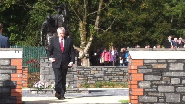 First Minister Carwyn Jones attended the service in Senghenydd