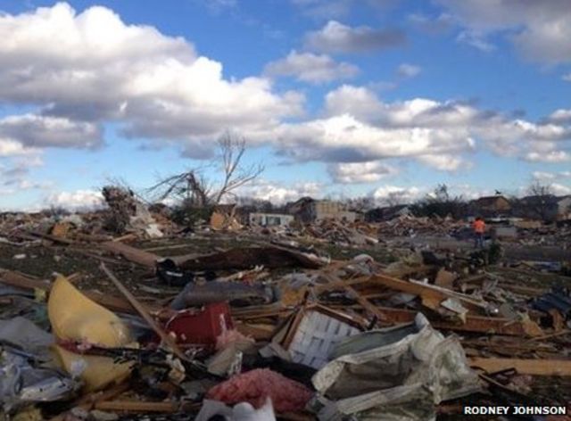 Scenes of the aftermath of a tornado in Washington, Illinois