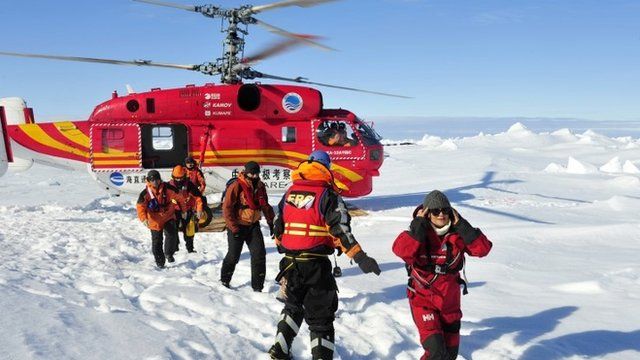 Chinese rescue helicopter