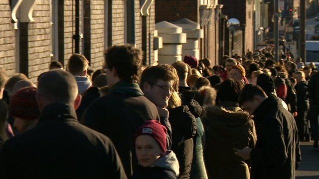 Queues for Peaky Blinders auditions