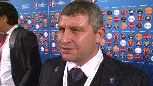 Osian Roberts