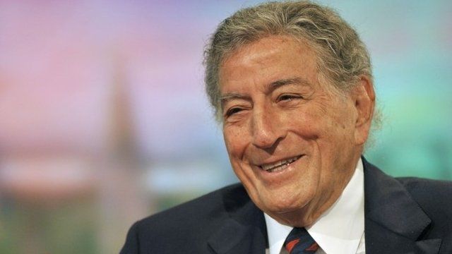 Singer Tony Bennett: 'Modern music is terrible' - BBC News