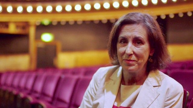 Kirsty Wark, seated