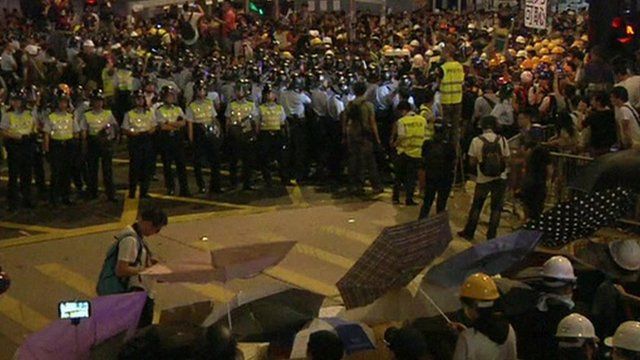 Police and protestors in Mong Kok