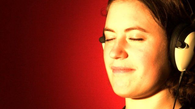 Marie tries the Lucia light