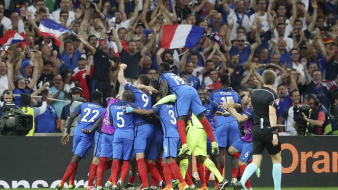 flamme Victor kort EURO 2016: Ev sahibi Fransa finalde - BBC News Türkçe