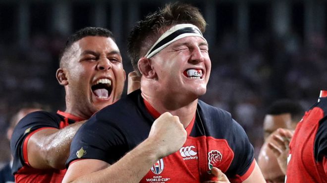 Tom Curry celebrates