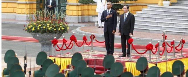 Президент Обама вместе с президентом Вьетнама Чан Дай Куанг в Ханое, 22 мая 2016 года